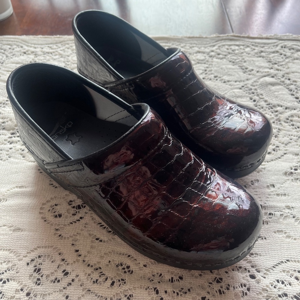 Dansko Clogs. Size Eu 39. - image 2